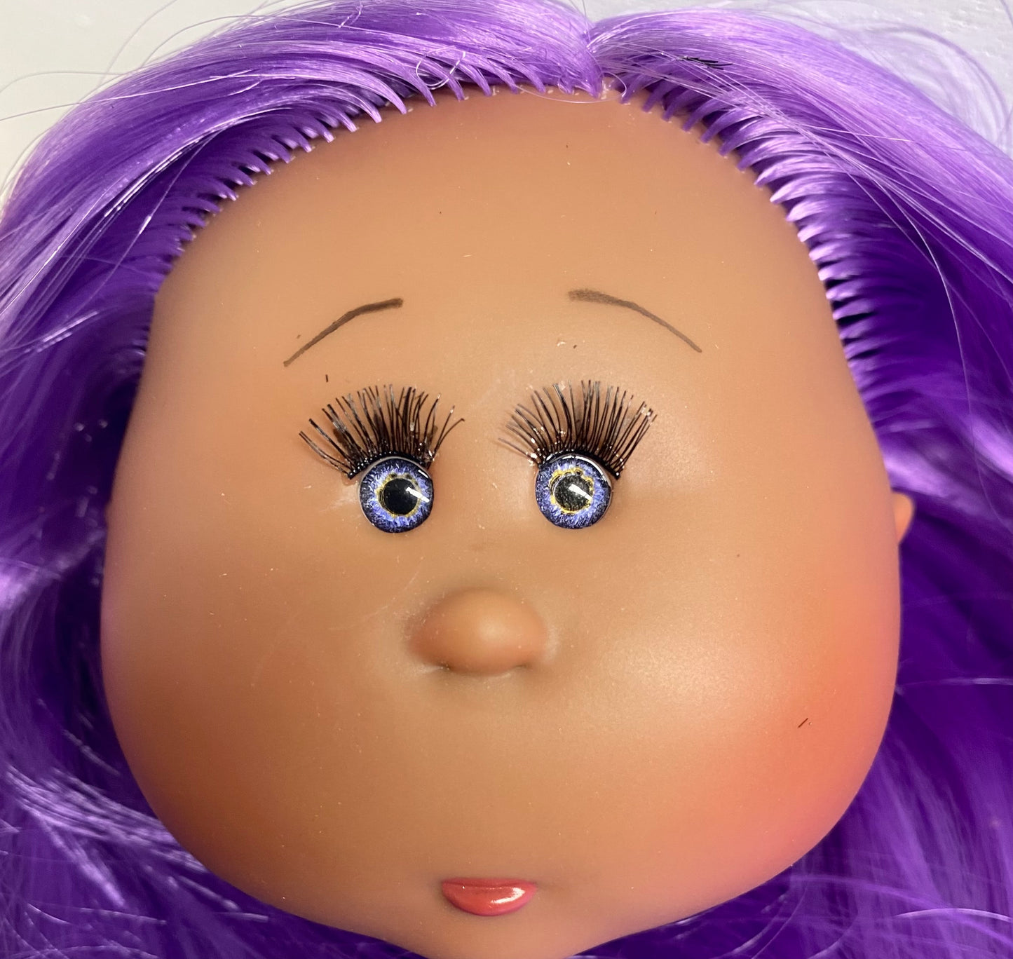 Falsies Lash Application Service for Mia Dolls